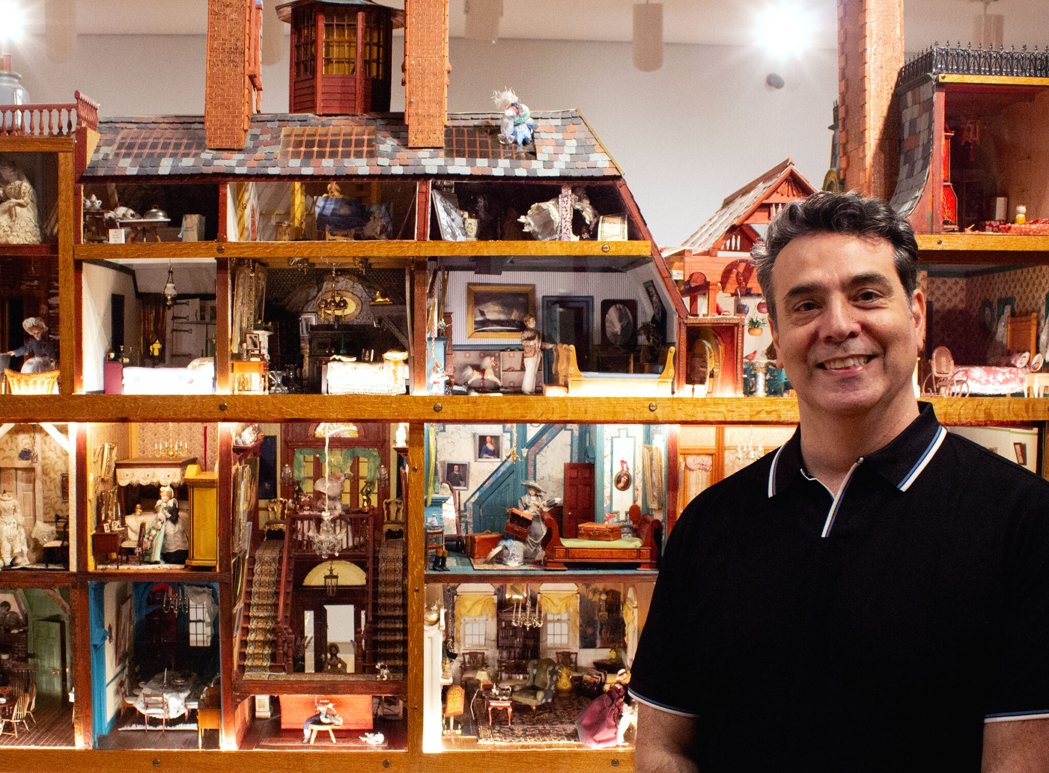 Nybylwyck Hall Dollhouse Miniatures on Mother’s Day Hudson River Museum