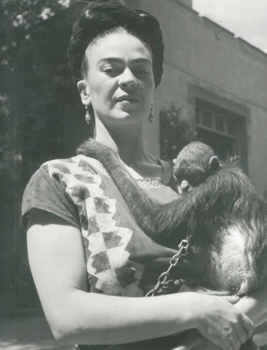 <p>Fritz Henle (German, 1909–1993). <em>Frida with Caimito de Guayabal</em>, 1943. Gelatin silver print. Courtesy of Throckmorton Fine Art, New York.</p>
