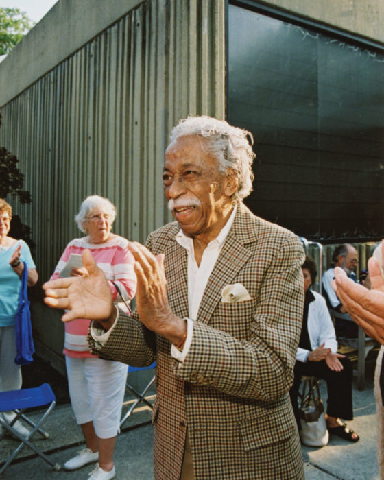 <p>Gordon Parks at the Opening of his Exhibition at the Hudson River Museum, 2002. Photograph by Jason Green. Hudson River Museum Institutional Archives.</p>
