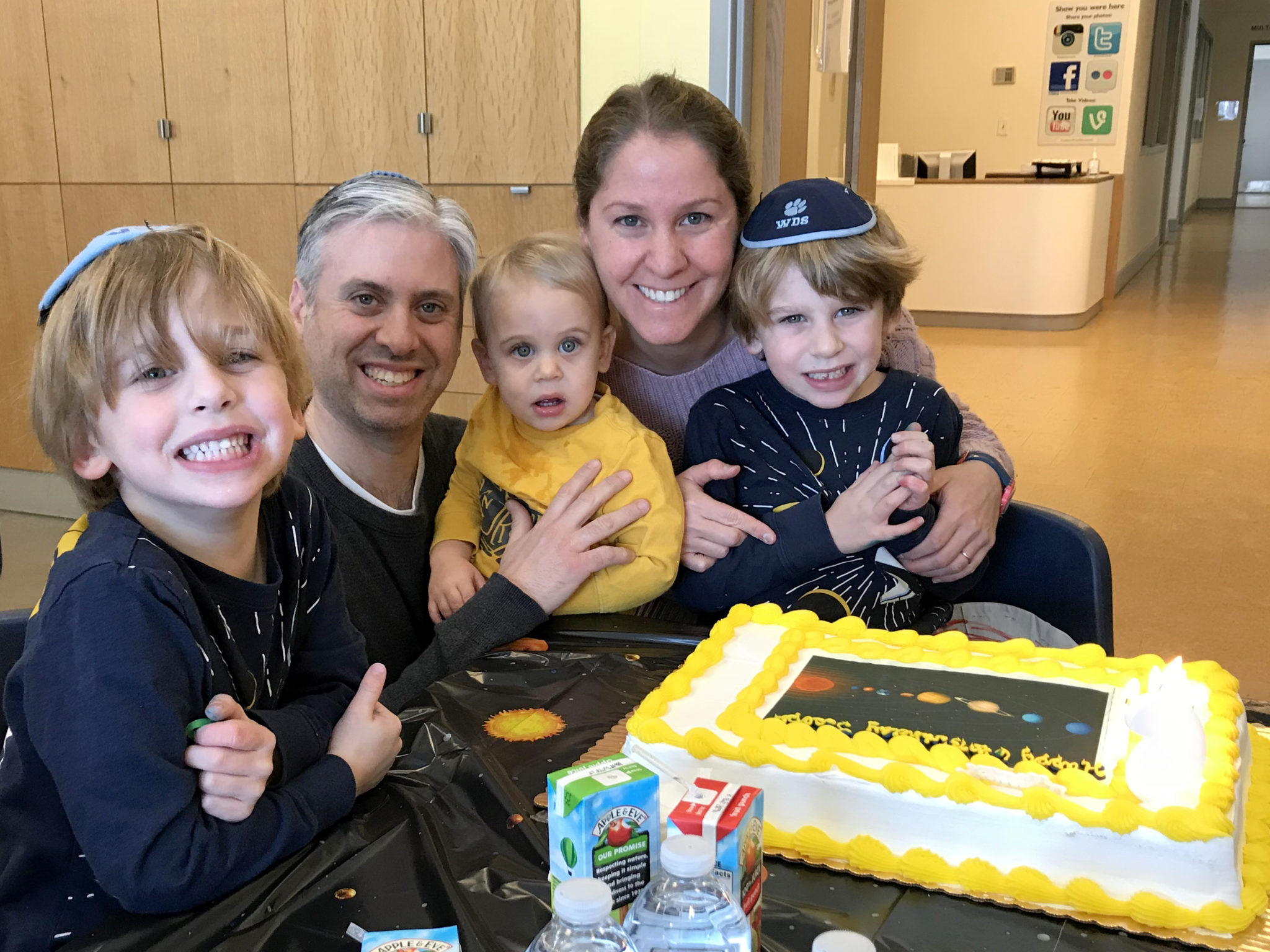 about-us-space-rentals-planetarium-birthday-party